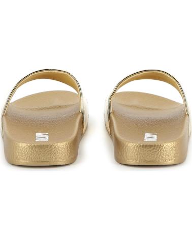 DKNY CHANCLAS EN COLOR DORADO