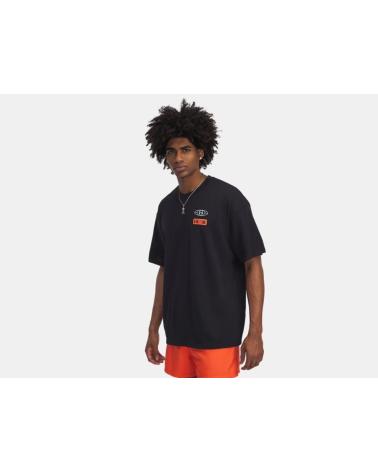 UNDER ARMOUR CAMISETA MANGA CORTA EN COLOR NEGRO