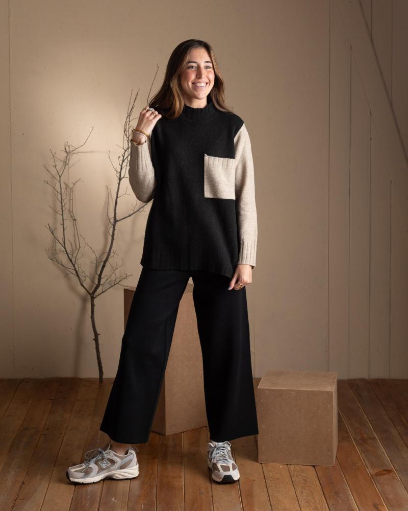 Startseite-WHY-NOT-COLLECTION-WHY-NOT---W22400202-–-JERSEY-BICOLOR-CON-CUELLO-PERKINS-??-NEGRO