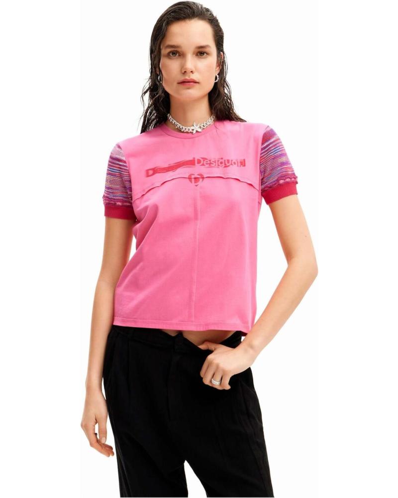 Inicio-DESIGUAL-CAMISETAS-Y-POLOS-EN-COLOR-PARA-MUJER-ROSA