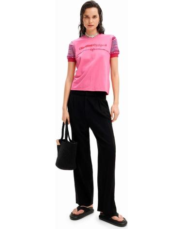 Inicio-DESIGUAL-CAMISETAS-Y-POLOS-EN-COLOR-PARA-MUJER-ROSA