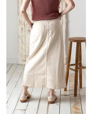 YERSE FALDAS EN COLOR BLANCO