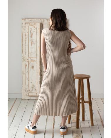 YERSE VESTIDO LARGO DE TIRANTES EVASÉ BEIGE - MODELO 42517005 BEIGE