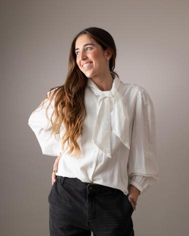Inizio-YERSE---41889002---CAMISA-CON-LAZADA-DE-MANGA-LARGA-ABULLONADA-100-CRUDO