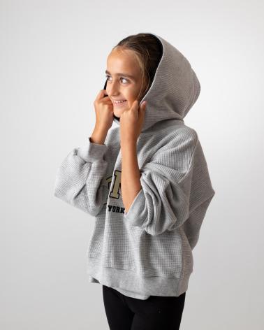 DKNY FELPA CON CAPPUCCIO IN TESSUTO GAUFRE GRIGIA - MODELLO D60249A32 GRIS