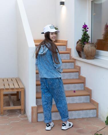DKNY PANTALÓN VAQUERO DENIM CON CINTURÓN DENIM