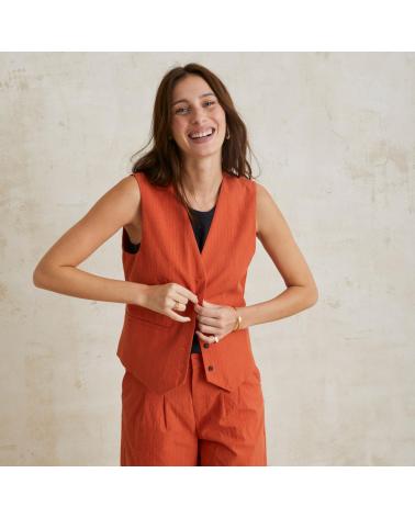 YERSE 40828 PINSTRIPE VEST IN ORANGE NARANJA