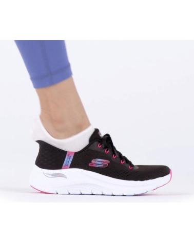SKECHERS SLIP-INS ARCH FIT 2-0 GLOW EASY CHIC NEGRA NEGRO