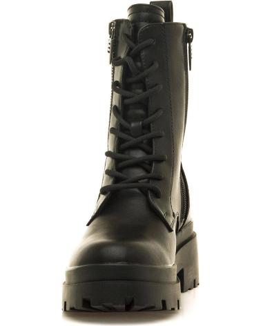 BOTA COMBAT MTNG 54587 NEGRA CON CREMALLERA Y SUELA TRACK NEGRO
