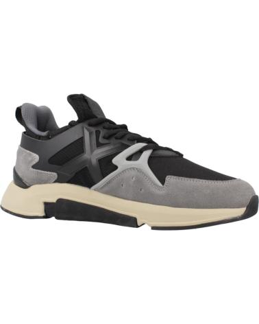 ZAPATILLAS MUNICH CLIK NEGRAS 105