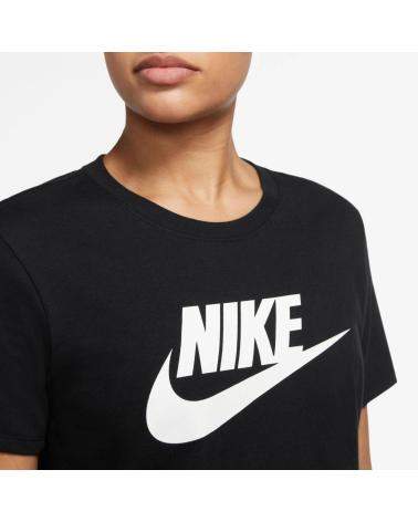 Inicio-NIKE-CAMISETA-SPORTSWEAR-ESSENTIALS-NEGRO