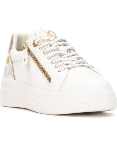 XTI 144233 WHITE SNEAKERS WITH ZIPPER AND MONOGRAM BLANCO