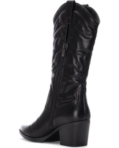 Inizio-XTI-BOTAS-TEJANAS-144306-NEGRAS-DE-NEGRO