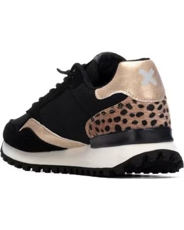 XTI 144161 SNEAKER IN SCHWARZ MIT ANIMAL-PRINT-DETAIL NEGRO