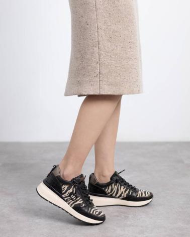 Inizio-CARMELA-SNEAKER CARMELA 162653 STAMPA ZEBRA NERA-NEGRO