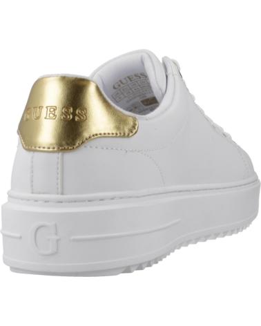 ZAPATILLAS GUESS DENESA12 FLJD12 LEA12 BLANCAS CON DETALLES DORADOS BLANCO