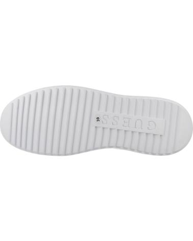 ZAPATILLAS GUESS DENESA12 FLJD12 LEA12 BLANCAS CON DETALLES DORADOS BLANCO