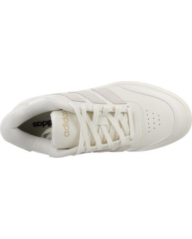 ADIDAS ZAPATILLAS MUJER MODELO COURTBLOCK BOLD COLOR BEIS WHITE