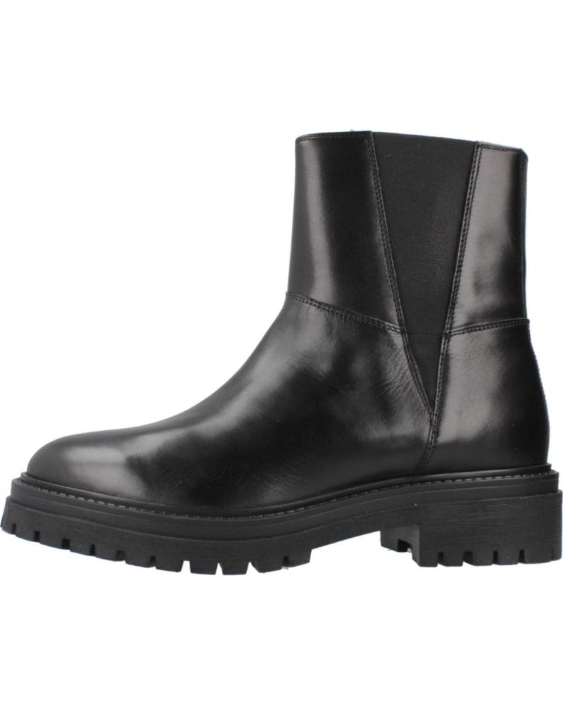 GEOX D IRIDEA C9999 BLACK LEATHER ANKLE BOOTS C9999