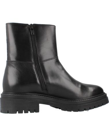 GEOX D IRIDEA C9999 BLACK LEATHER ANKLE BOOTS C9999