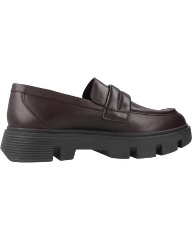 MOCASINES GEOX D VILDE C6024 DE PIEL MARRÓN CON SUELA TRACK C6024