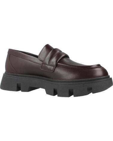MOCASINES GEOX D VILDE C6024 DE PIEL MARRÓN CON SUELA TRACK C6024