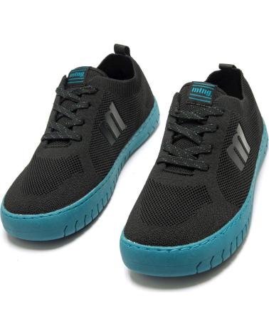 ZAPATILLAS CASUAL MTNG 84801 NEGRO CON SUELA TURQUESA NEGRO
