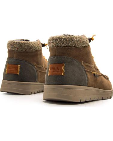 BOTAS CASUAL MTNG 84812 MARRÓN CON DETALLES DE PUNTO MARRóN