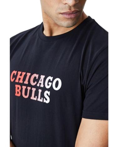 CAMISETA NEW ERA GRADIENT WORDMARK TEE CHICAGO BULLS PRETA NEGRO