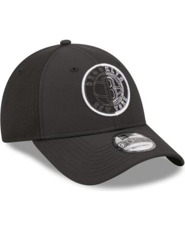 CASQUETTE NEW ERA 9FORTY TECH MESH BROOKLYN NETS NOIR BRONET NEGRO