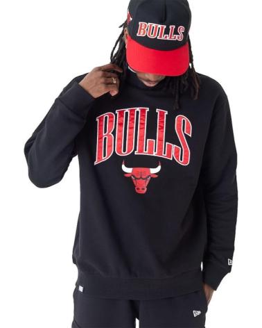 SUDADERA NEW ERA BULLS APPLIQUE CREW CHIBUL NEGRA NEGRO