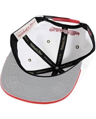 BONÉ SNAPBACK MITCHELL & NESS BULLS DAY FOUR BRANCO E VERMELHO BLANCO