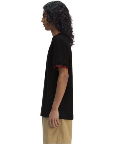 FRED PERRY T-SHIRT MIT GERIPPTEM KRAGEN, SCHWARZ UND ROT NEGRO