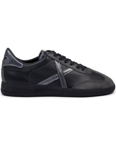 ZAPATILLAS CASUAL MUNICH BARRU 8290207 NEGRAS BLACK