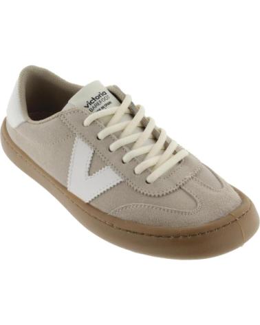Startseite-VICTORIA-OLMO-BAREFOOT-SERRAJE-ARENA