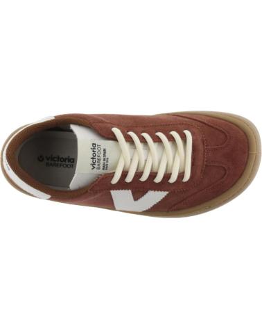 Startseite-VICTORIA-OLMO-BAREFOOT-SERRAJE-TERRA
