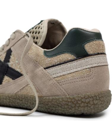 Inizio-MUNICH-GOAL-8001628-CAMEL-BROWN