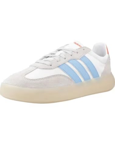 ZAPATILLAS ADIDAS BARREDA DECODE PARA HOMBRE, BLANCAS CON RAYAS AZULES Y DETALLES NARANJA BLANCO