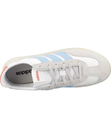ZAPATILLAS ADIDAS BARREDA DECODE PARA HOMBRE, BLANCAS CON RAYAS AZULES Y DETALLES NARANJA BLANCO