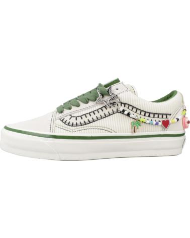 VANS LX OLD SKOOL CHARMS SNEAKER IN BEIGE-CREME CREAM