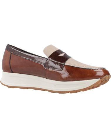 PITILLOS 10901P LOAFERS: ELEGANT BROWN PATENT LEATHER CROPED