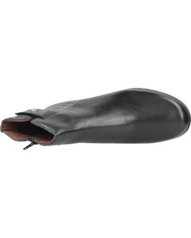 PITILLOS 20204P ANKLE BOOTS: BLACK ELEGANCE WITH CROC DETAIL NEGRO