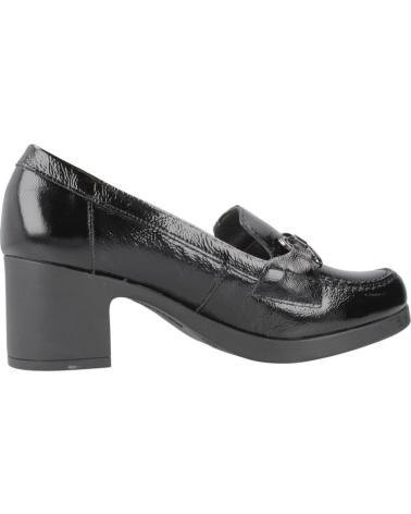 PITILLOS 30101P BLACK LEATHER LOAFERS WITH HEEL AND FRONT DETAIL NEGRO