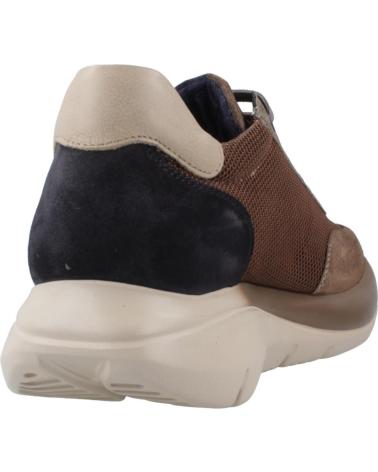 Inicio-CALLAGHAN-DEPORTIVA-PARA-HOMBRE-61203-ALGORITMO-TRUFA