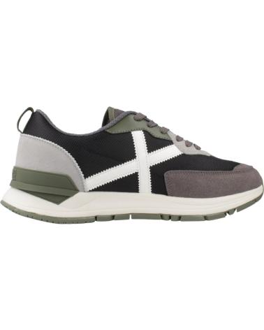 SAPATILHAS MUNICH VERSATILE 27 PRETAS 027 027