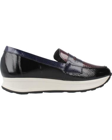 MOCASSINS PITILLOS 10901P DE COURO ENVERNIZADO COM DETALHE BORGONHA NGRPED