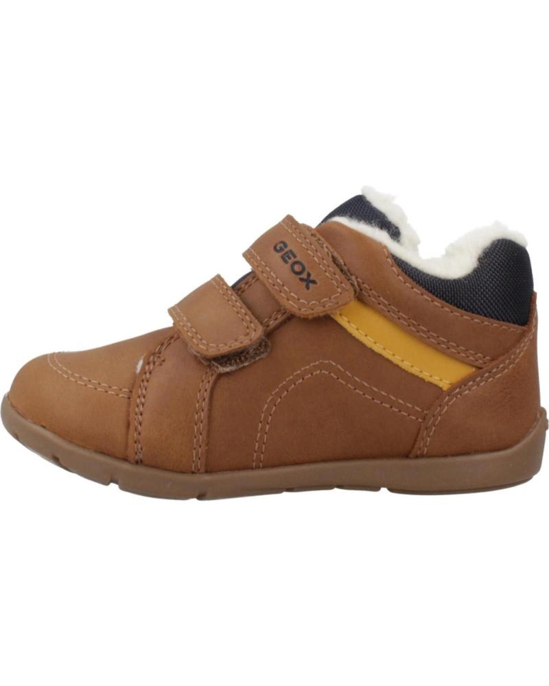 GEOX ZAPATILLAS NINO MODELO B ELTHAN BOY COLOR MARRON CR62G