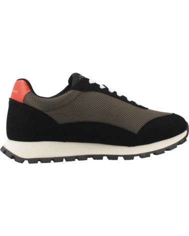 ZAPATILLAS ARMANI EXCHANGE XM001960 AF1938 NEGRAS CON DETALLES GRISES Y NARANJAS MZ257