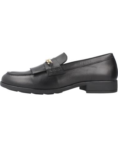 MOCASSINI TOMMY HILFIGER FW0FW08971 IN PELLE NERA CON CATENA DORATA BDS