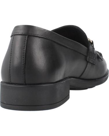 MOCASSINI TOMMY HILFIGER FW0FW08971 IN PELLE NERA CON CATENA DORATA BDS